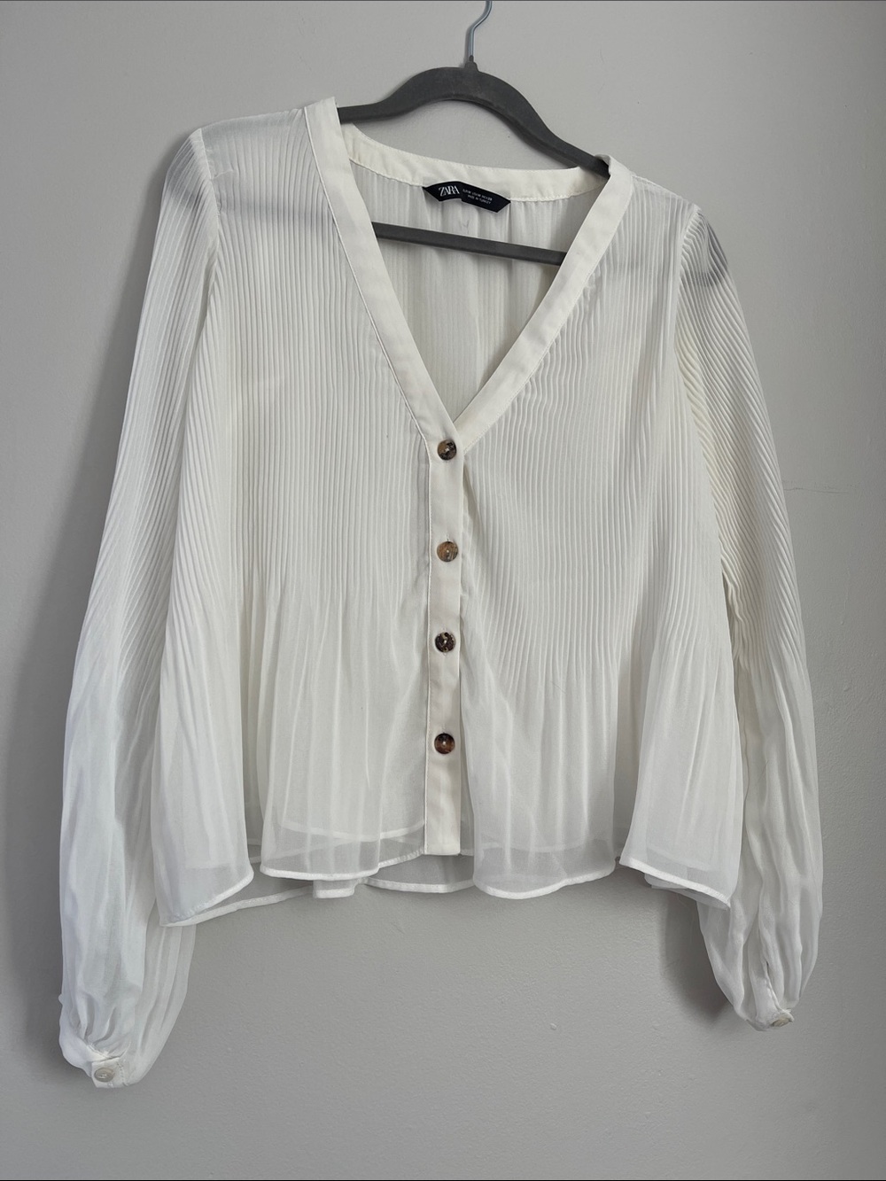 White crepe Zara blouse